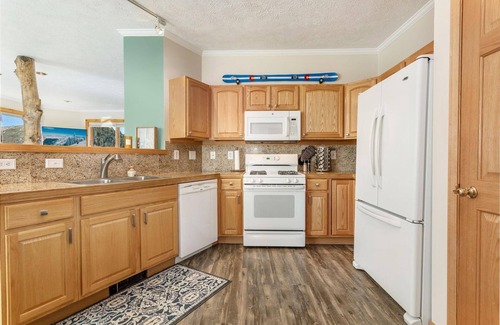 Summit Cove Casa | Fall into Savings! 15% Off Until Oct 31 - Book Now!