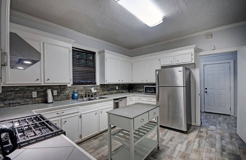 Fondren Casa | Walk to Downtown Fondren | King Beds