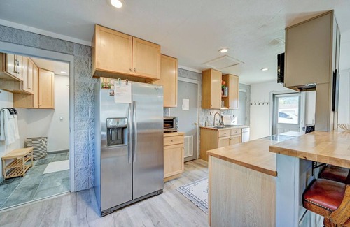 Buena Vista Casa | Walk to Downtown, Hiking Trails & the Arkansas River
