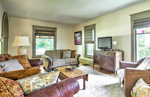 Rapid City Casa | Walk to Dtwn Historic Gem with Deck in Rapid City