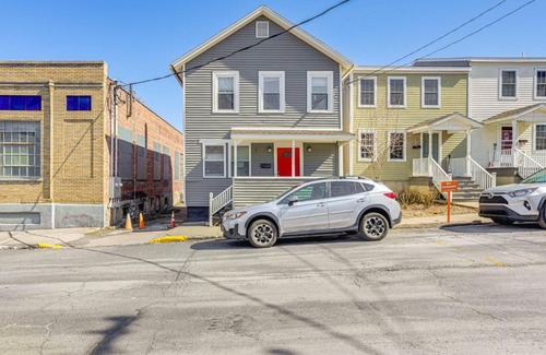 Hudson Apartamento | Walk to Dtwn Hudson Cozy Upstate Apartment
