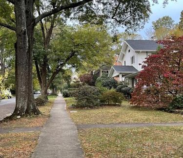 Durham Casa | Walk To Duke Campus! 1 Bedroom In Trinity Park!