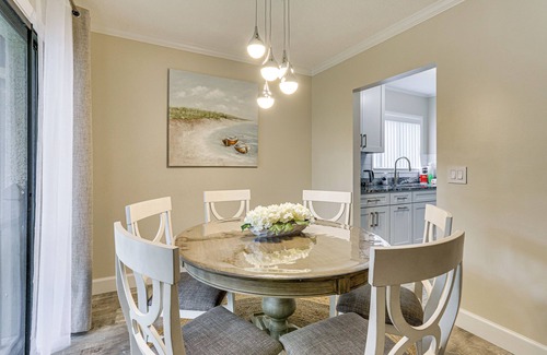 Folly Field Condominio | Walk to Folly Field Beach: Condo w/ Pool Access