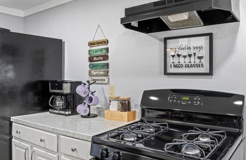 Ithaca Casa | Walk to Ithaca Commons+Trails!