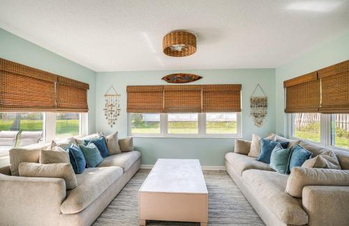 Fort Pierce Casa | Walk to Jetty Park Harbor District Home!