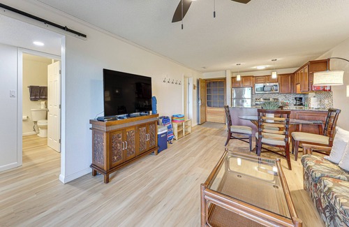 Nawiliwili Condominio | Walk to Kalapaki Beach: Condo w/ Ocean & Mtn View!