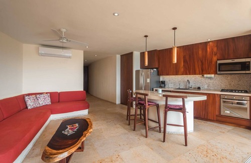 Playa Las Gatas Apartamento | WALK to La Ropa Beach - Luxury 2 bed 2 bath at Armadillo