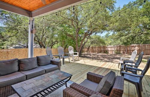 Lakeland Park Casa | Walk to Lake Austin Spacious Getaway with Patio