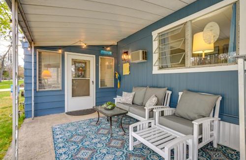 Caseville Casa | Walk to Lake Huron Pet-Friendly Caseville Cottage