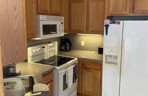 West Olive Apartamento | Walk to Lake Michigan Getaway