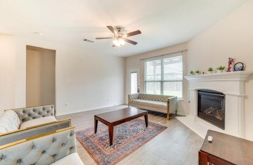 Forney Casa | Walk to Lake Ray Hubbard Spacious Family Home!