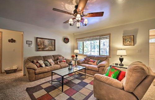 Fawnskin Casa | Walk to Lake Rustic Home with Deck in Fawnskin