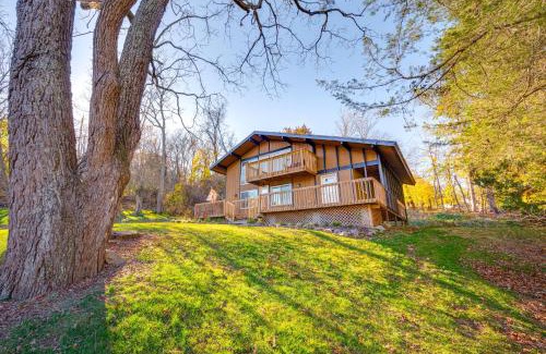 Fairfield Casa | Walk to Liberty Mountain Lake-View Ski Retreat!