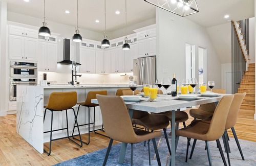 Lower Greenville Casa | Walk to Lower Greenville+Perfect Escape for Groups