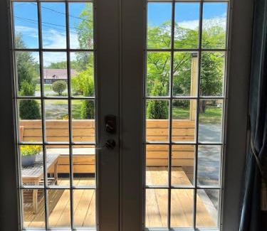 Hendersonville Apartamento | Walk to Main Street HVL & Trail - Cozy Studio Retreat