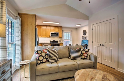 Saluda Apartamento | ¡NUEVO! Apartamento bien equipado en Main St en Saluda