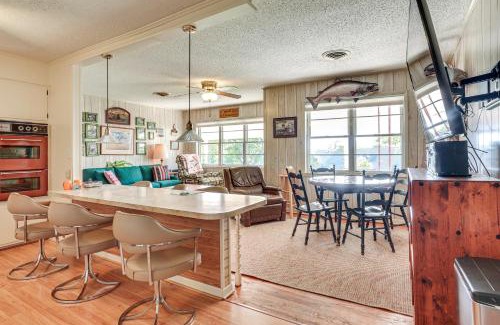 Kingston Casa | Walk to Marina Family Home with Yard in Kingston