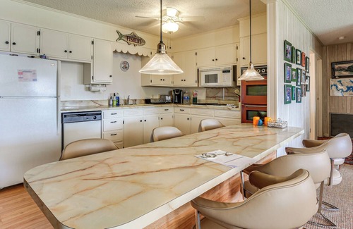Kingston Casa | Walk to Marina: Family Home w/Yard in Kingston