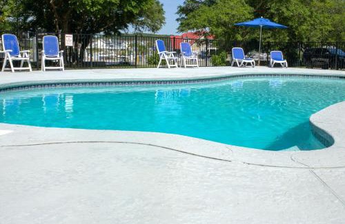 Little River Casa | Walk to Marina Pet-Friendly Little River Home!
