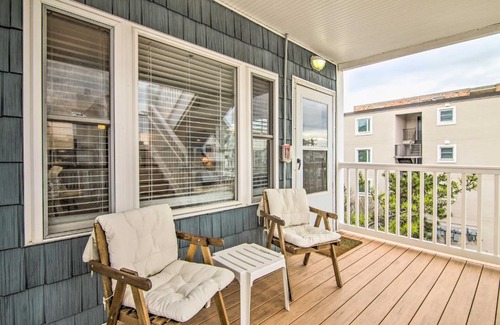 North Ocean City Apartamento | Walk to Maryland Beach Coastal Condo with Balcony