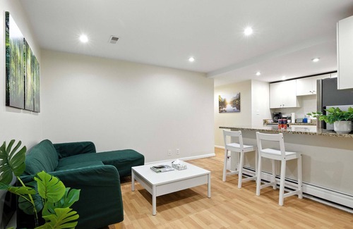 Northwest Apartamento | Walk to METRO - Quiet 1BR w/Sauna, Rock Creek Park