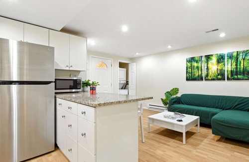 Northwest Apartamento | Walk to METRO - Quiet 1BR w/Sauna, Rock Creek Park