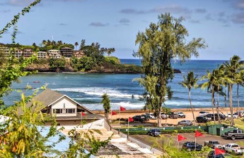 Nawiliwili Apartamento | Walk to Nawiliwili Harbor Condo with Saltwater Pool