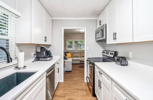 Harters Heights Casa | Rancho remodelado - Camine a ND y Eddy Street