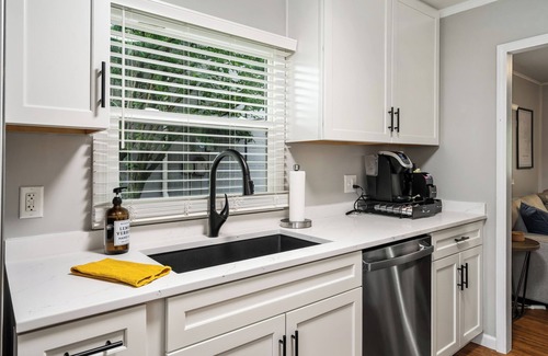 Harters Heights Casa | Rancho remodelado - Camine a ND y Eddy Street