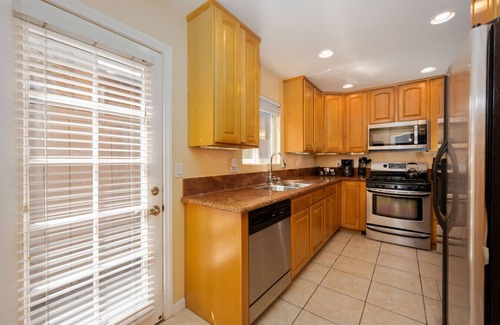 Ocean Beach Apartamento | Walk to Ocean Beach | 3BR + Parking & Games