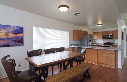 Hauula Casa | Walk to Ocean from house- close to BYU-H & Polynesian Cultural Cntr 3 bed 2 bath