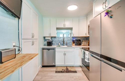 Ormond-by-the-Sea Casa | Walk to Ocean! Home with Large Yard in Ormond Beach