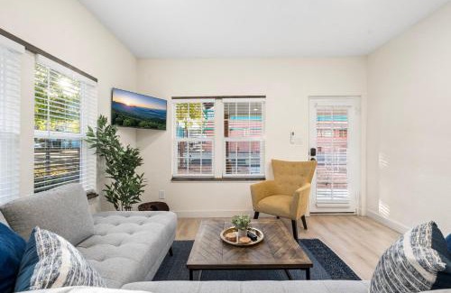Cottonwood Casa | Walk to Old Town - Cozy Restored Cottage