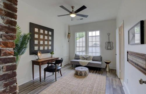 Midtown Casa | Walk to Overton Square from your Historic Retreat