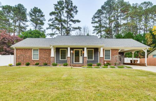 Cary Casa | Walk to Parks and Town Square Cary Home with Yard!