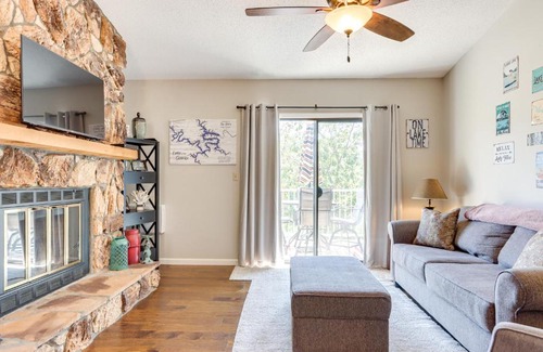 Osage Beach Apartamento | Walk to Pool and Lake Cozy Osage Beach Condo