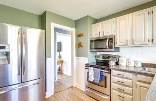 Mayfield Casa | Walk to Private Beach and Boat Launch Mayfield Home