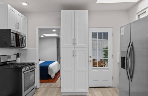 Tower Grove South Casa | Walk to Restaurants, Cafes & Park