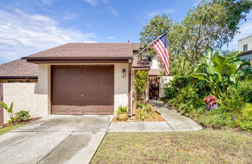 Leesburg Casa | Walk to Restaurants Downtown Leesburg Townhome!