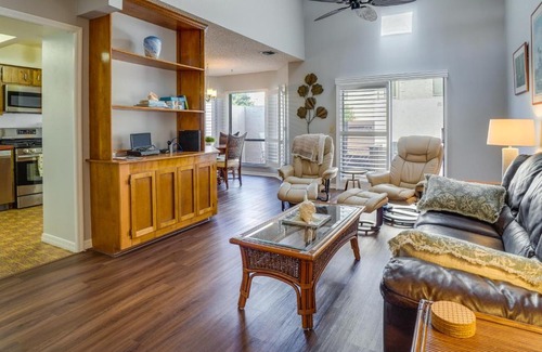 Leesburg Casa | Walk to Restaurants Downtown Leesburg Townhome!
