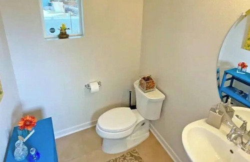 Timnath Casa | Walk To Restaurants, Shops, Brewery & More! Dog friendly on walking & bike trail