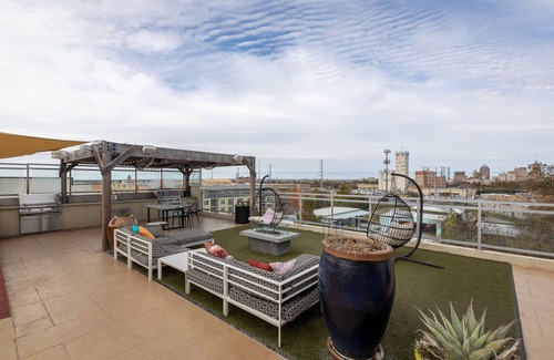 Southtown Apartamento | Walk to Riverwalk☆ Luxury Apt. ☆ Rooftop Terrace