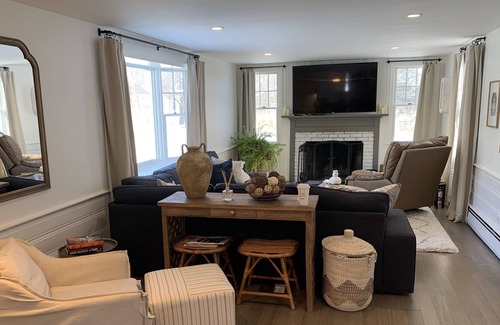 Greenbush Casa | Walk to Scituate Harbor, Peggoty Beach...3BR/2BA House w/ Nice Yard