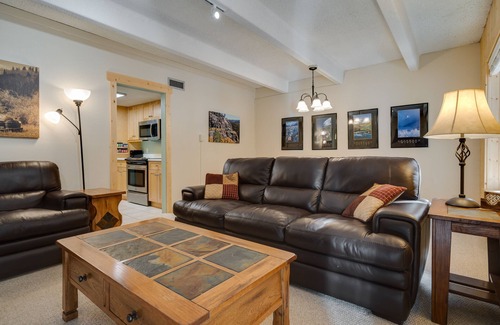 Warrior's Mark Condominio | Camine hasta Peak 9 y las tiendas y los festivales de Breckenridge en el centro.
