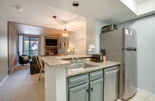 East Village at Copper Apartamento | Walk to Ski Lift and Hot Tub Copper Mountain Condo