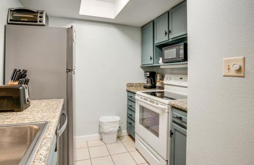 East Village at Copper Apartamento | Walk to Ski Lift and Hot Tub Copper Mountain Condo