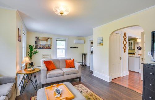 Clayton Casa | Walk to St Lawrence River Clayton Apt with Porch!