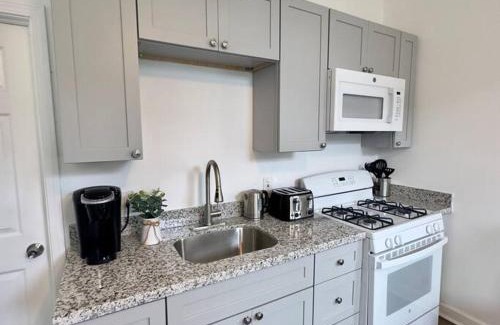 Central City Apartamento | Walk to Superdome - 5 min to Canal St - 8min to French Quarter