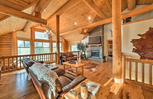 Shell Knob Casa | Walk to Table Rock Lake Spacious Home with Deck!