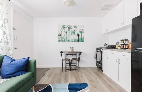 Riverside Apartamento | Walk to Tempe Beach Park!